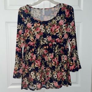 🐮P & Rose women’s large blouse🐮